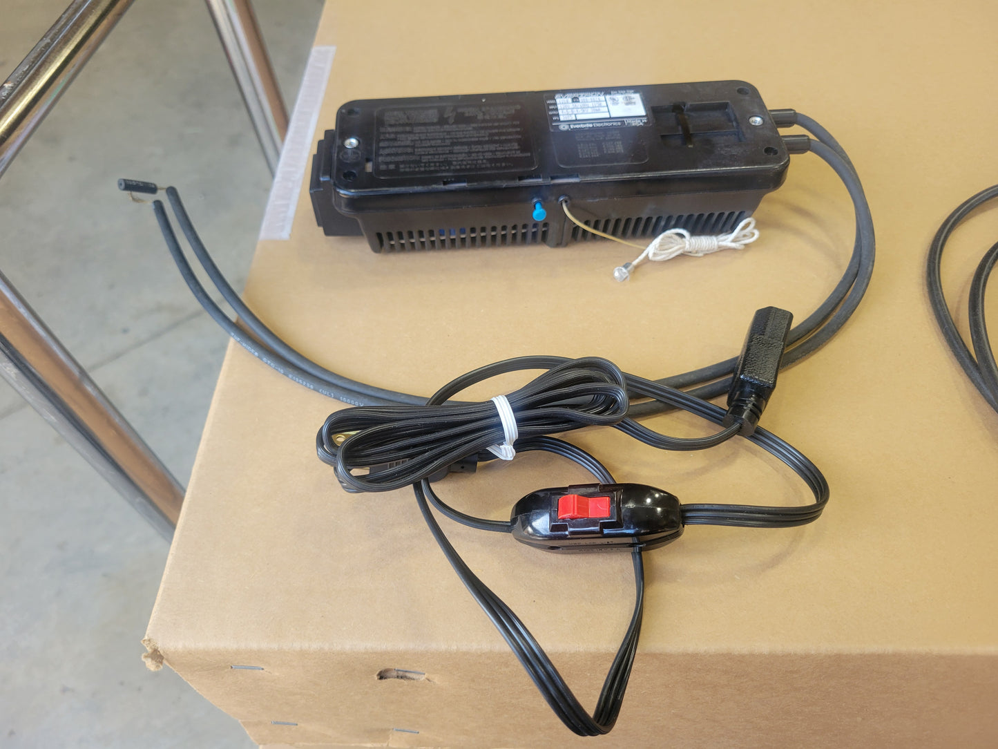 evertron transformer 1210 with dimmer , and I e c cord