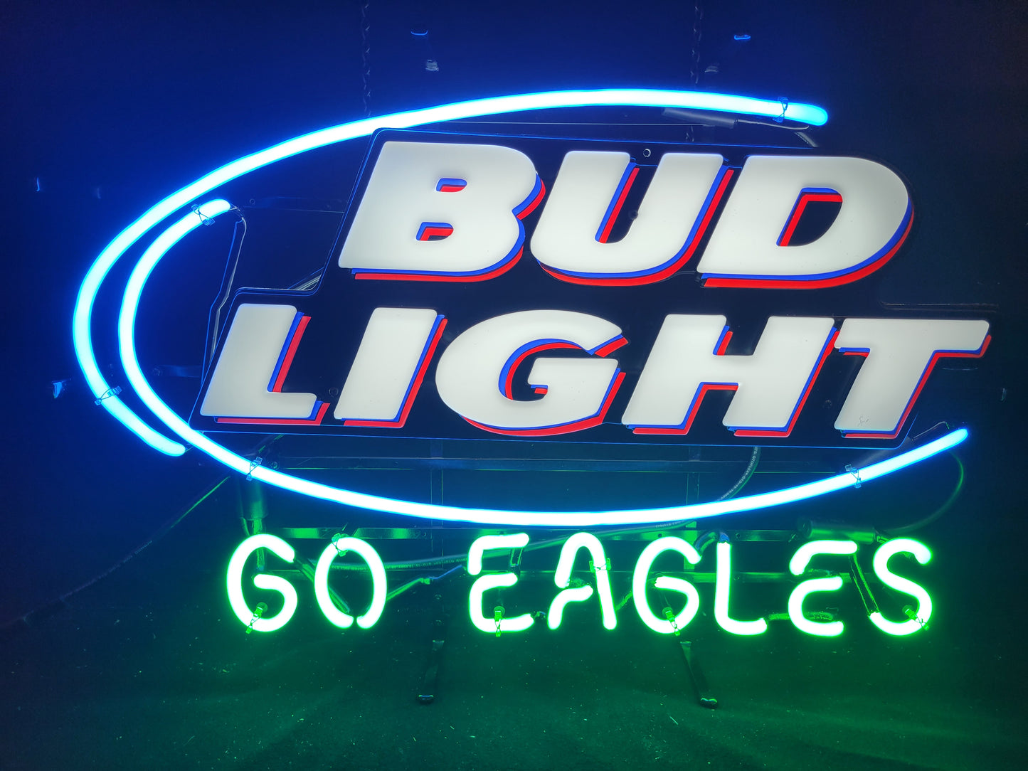 Sports neon philadelphia eagles bud light neon beer sign