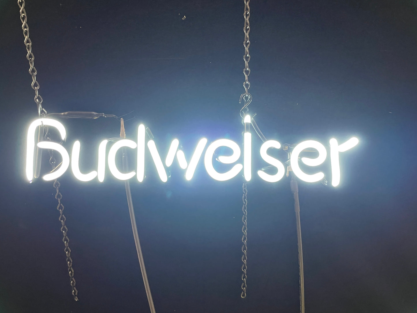 Budp25 Budweiser neon sign replacement for Budweiser, guitar neon sign and Budweiser soccer neon sign & numerous other Budweiser neon signs